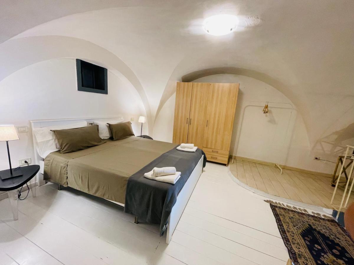 Ground Floor City Center 85 Бари Экстерьер фото